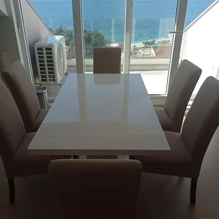 Visnja Apartamento Živogošće