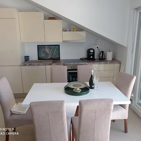 Apartamento Visnja Živogošće
